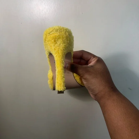 Chase + Chloe Yellow Fuzzy Heels - Picture 4 of 8